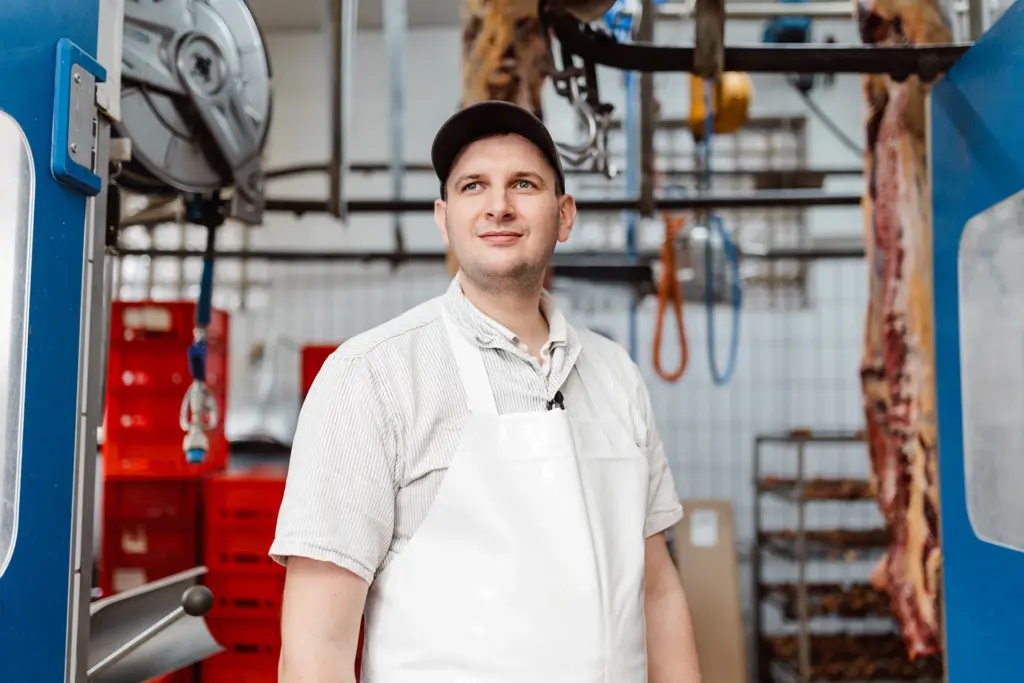 Michl Forster in der Metzgerei